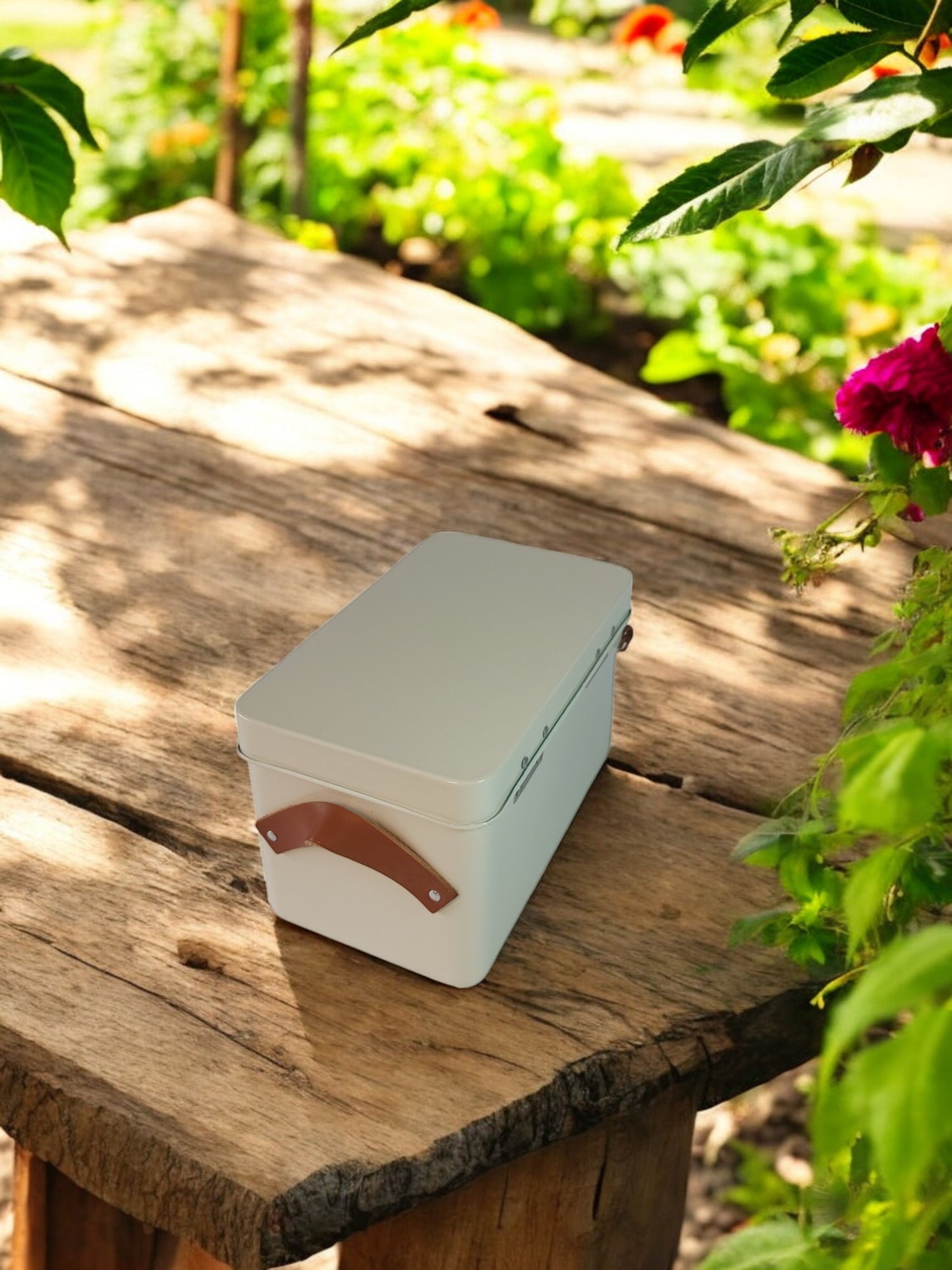 Green Seed Saver Tin